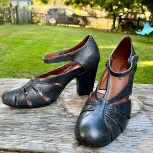 Jeffrey Campbell Quimby Grey Granny 7.5